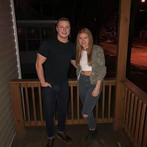 Meet your Posher, Casey